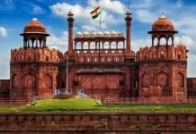 Red Fort The Biggest Landmark of Delhi | Entry Fee & Timing Light and show time in red fort